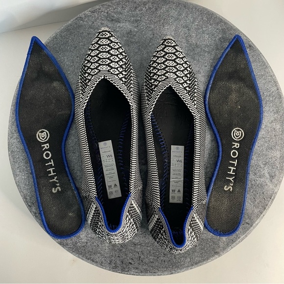 Rothys The Point Black And White Python Flats Shoes 6 - Picture 9 of 13